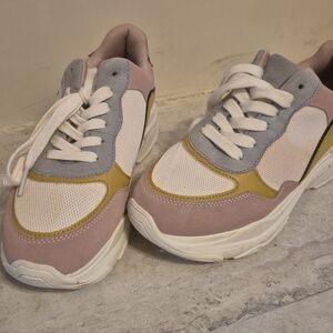 Big Buddha Pink, Yellow, and Gray Women's Sneakers